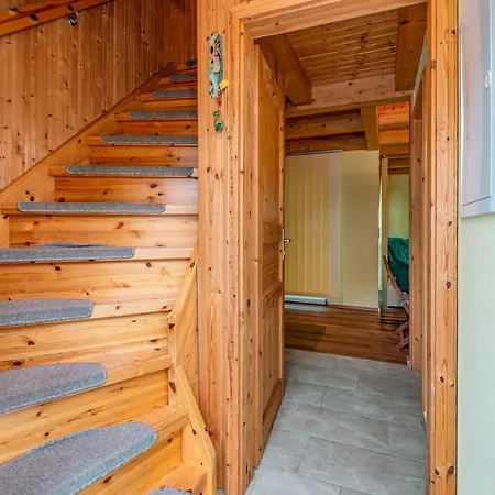 Nyaraló Ferienhaus Gudrun Dachgeschoss Baabe